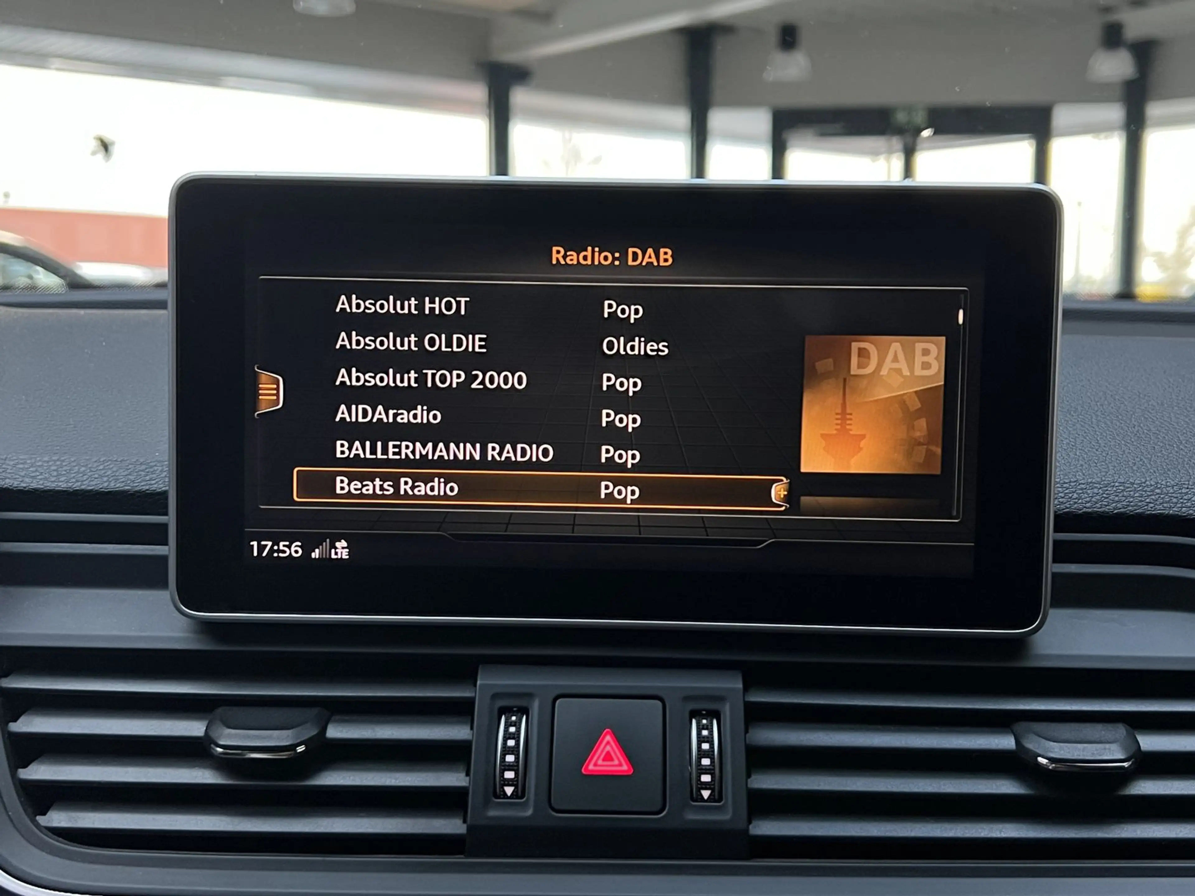 Audi SQ5 3.0 TDI quattro Navi Kamera AHK DAB — photo 15