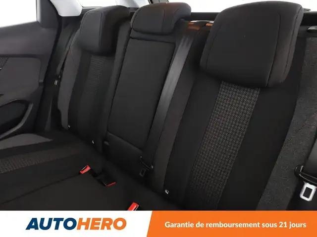 Peugeot 3008 view 14