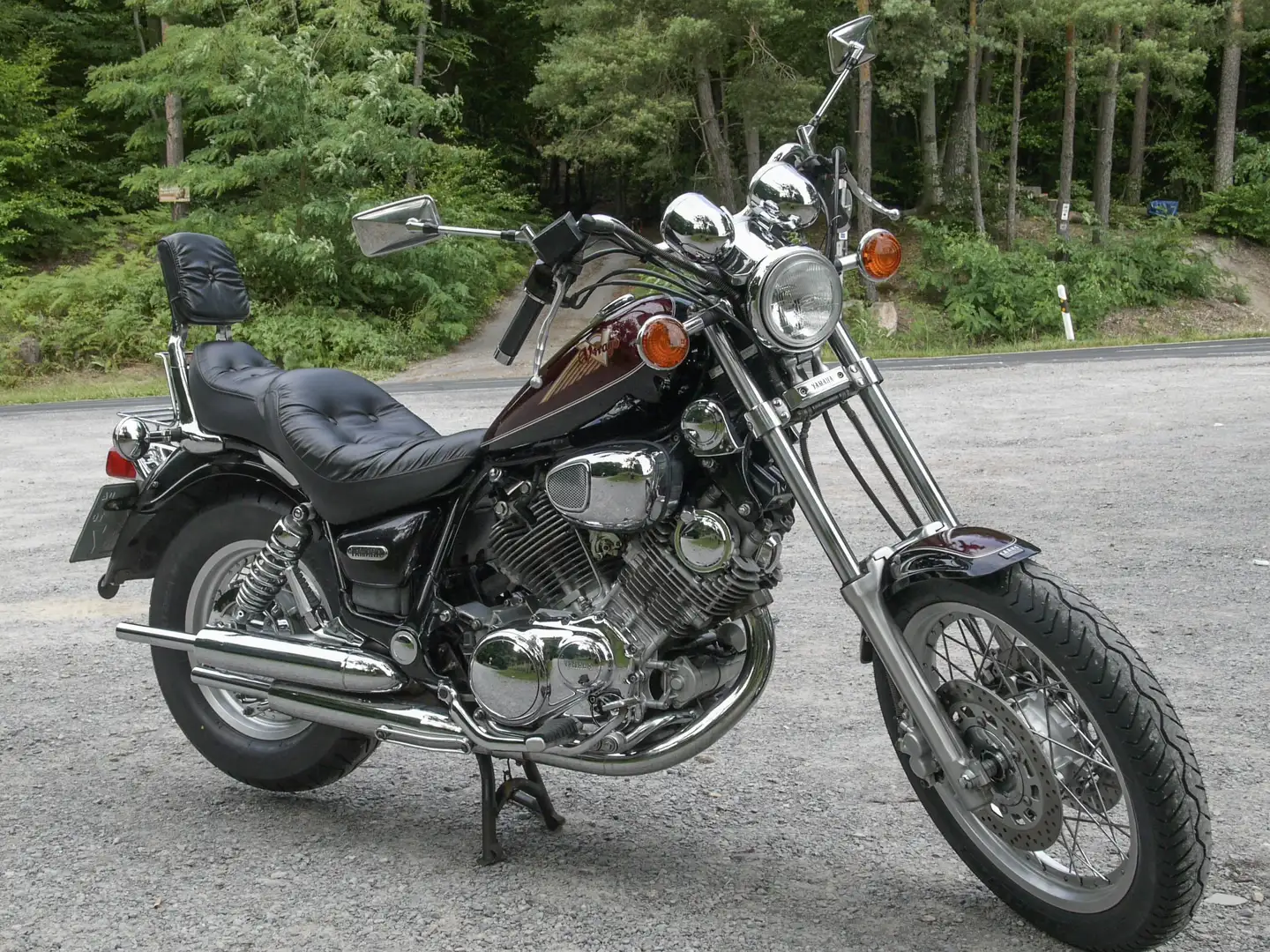 Yamaha XV 750 Urushi Black Noir - 1