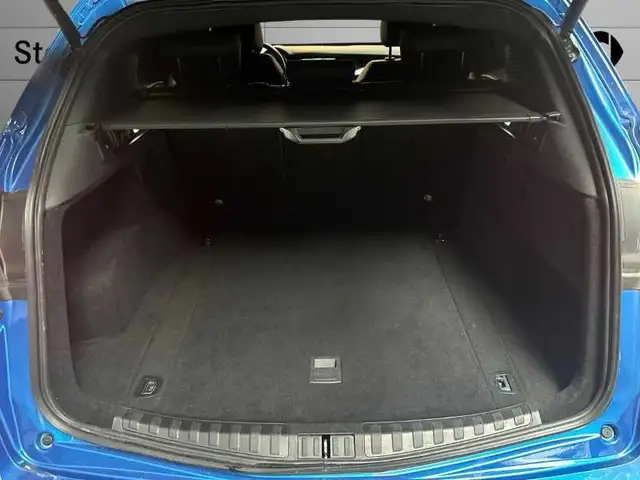 Alfa Romeo Stelvio view 7