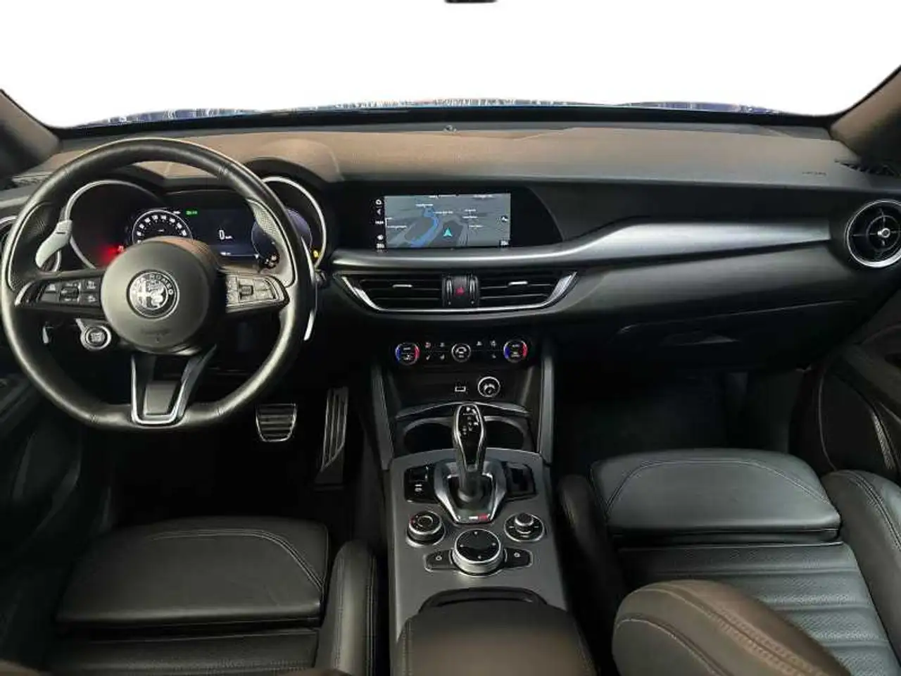 Alfa Romeo Stelvio 2024 — фото 13