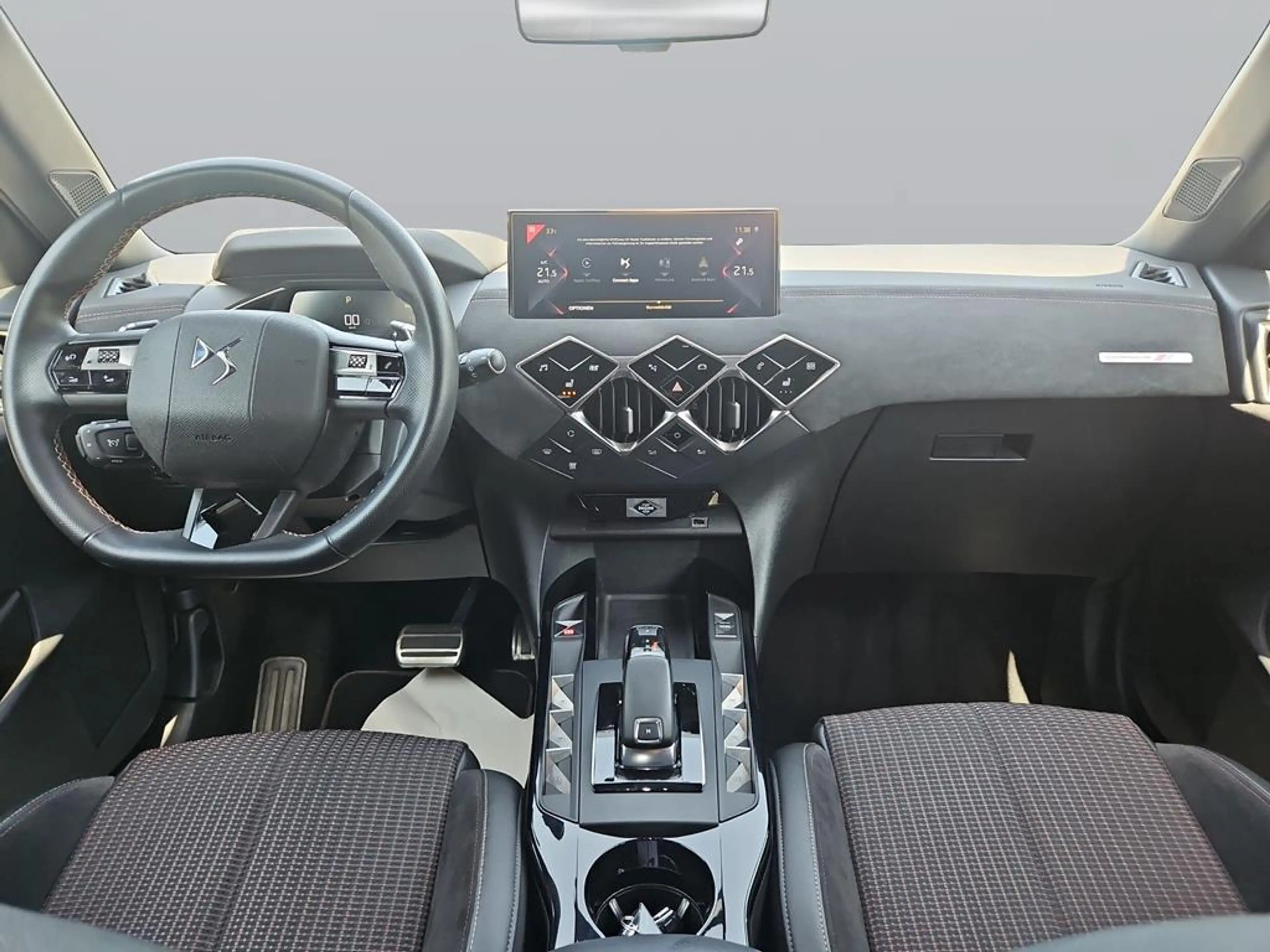 DS Automobiles DS 3 Crossback Performance Line — photo 10