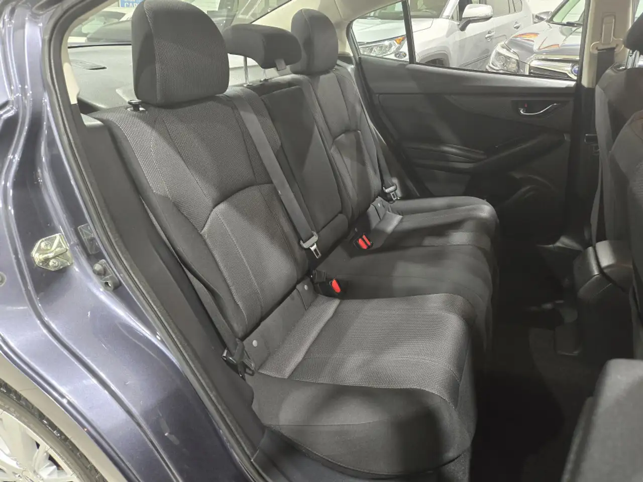 Subaru Impreza снимка Subaru Impreza