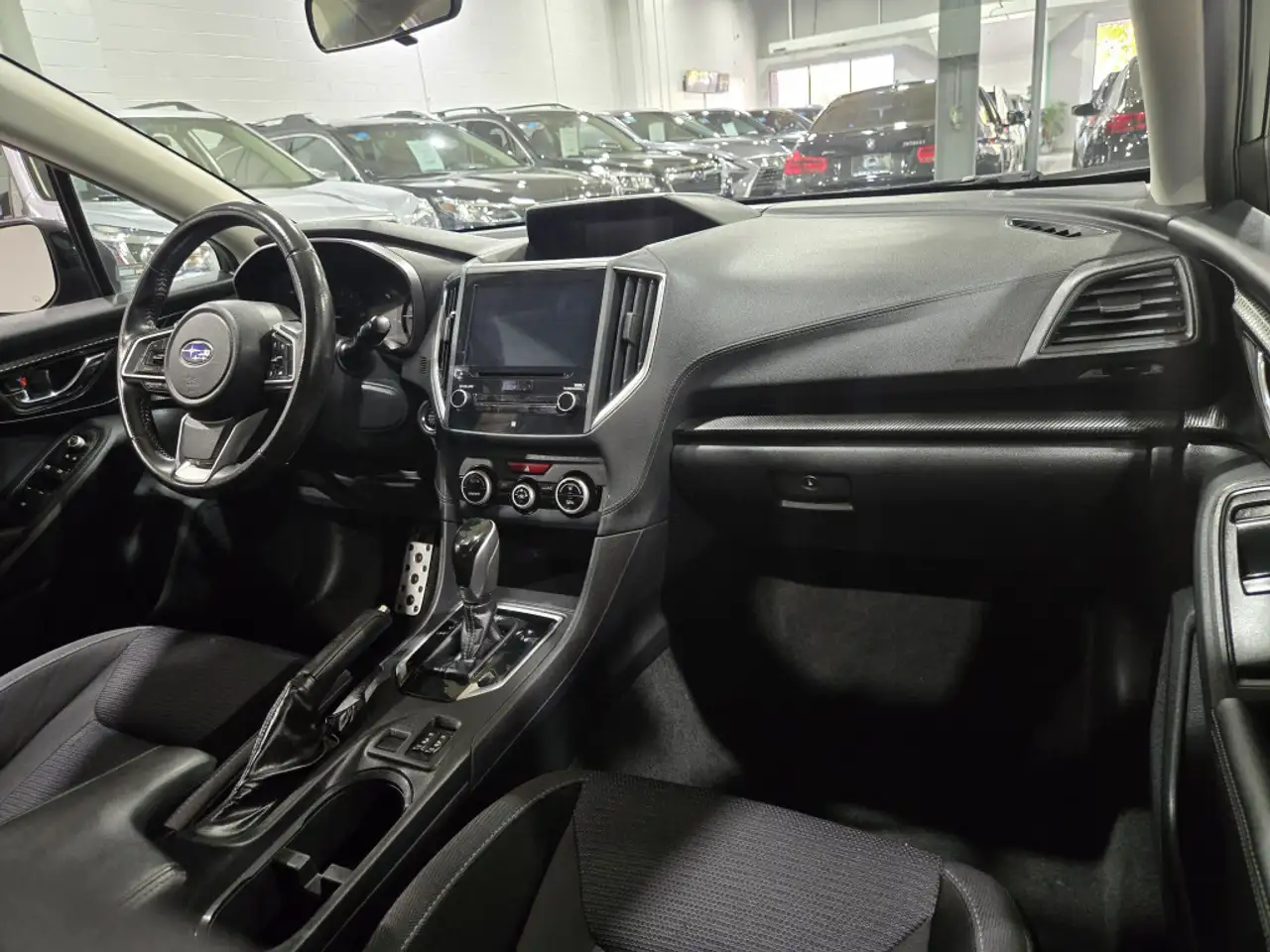 Subaru Impreza снимка Subaru Impreza