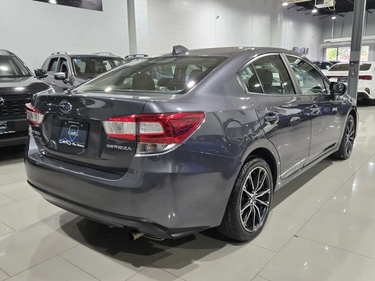 Subaru Impreza снимка Subaru Impreza
