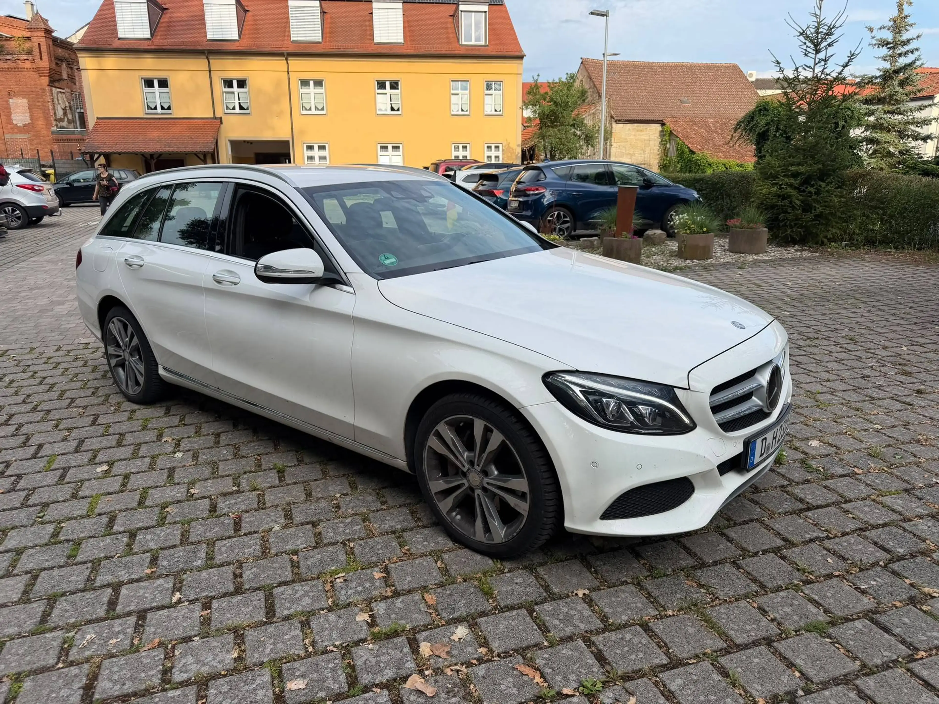 Mercedes-Benz C 250 C-Klasse T-Modell Diesel (BlueTEC) d T 7G-TRONIC Avantgarde — photo 3