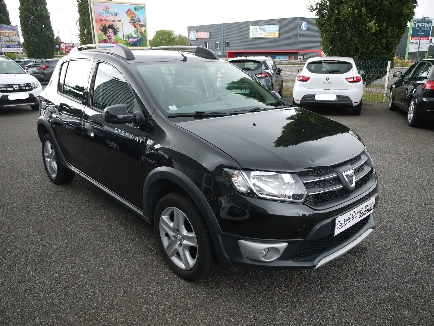 Dacia Sandero 0.9 TCE 90CH STEPWAY PRESTIGE EURO6 Noir - 1