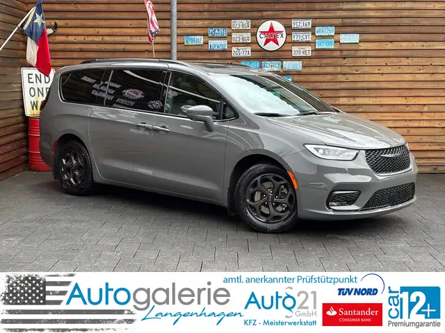 Chrysler Pacifica Hybrid LIMITED S Pano ACC LED 360° 7S.