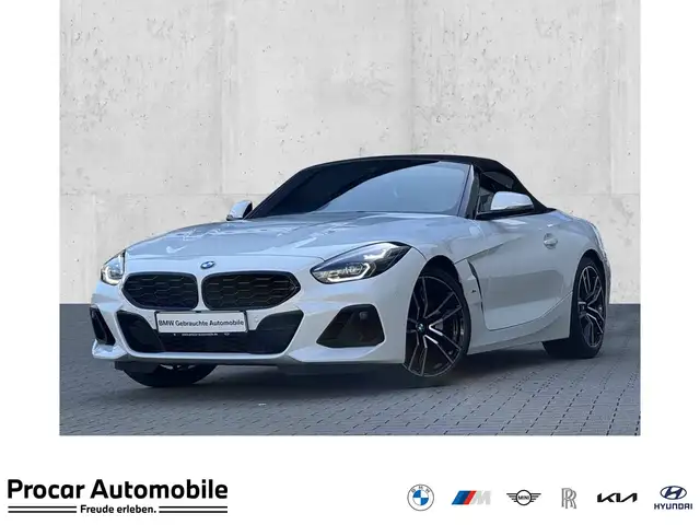 BMW Z4 main image
