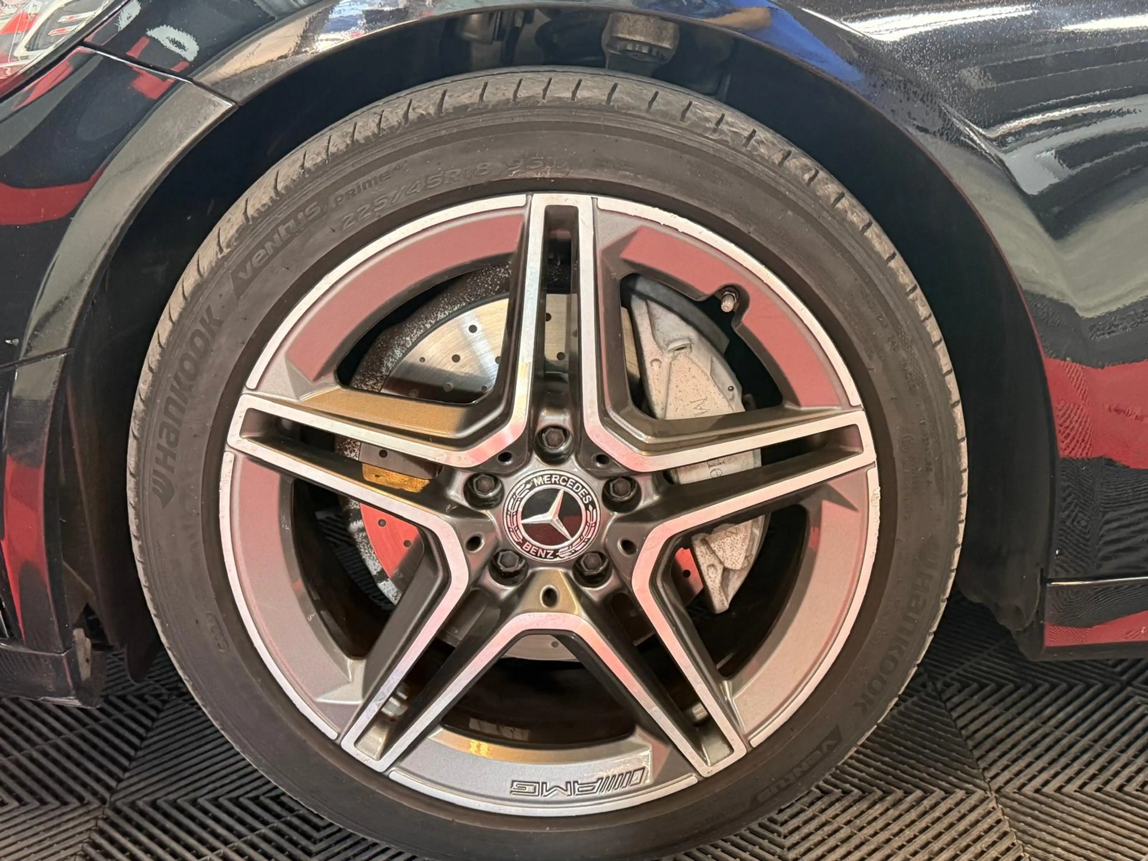 Mercedes-Benz C 180 C 180 d Business AMG LINE — photo 12