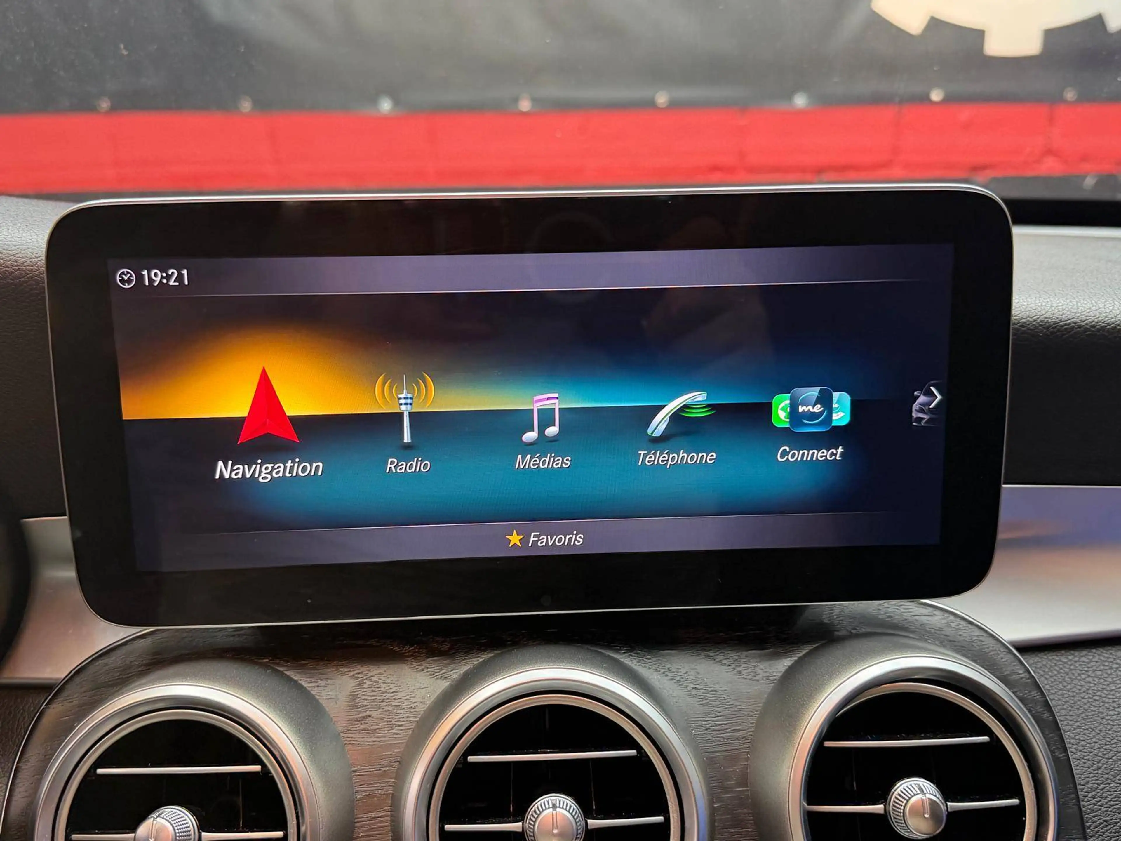 Mercedes-Benz C 180 C 180 d Business AMG LINE — photo 21