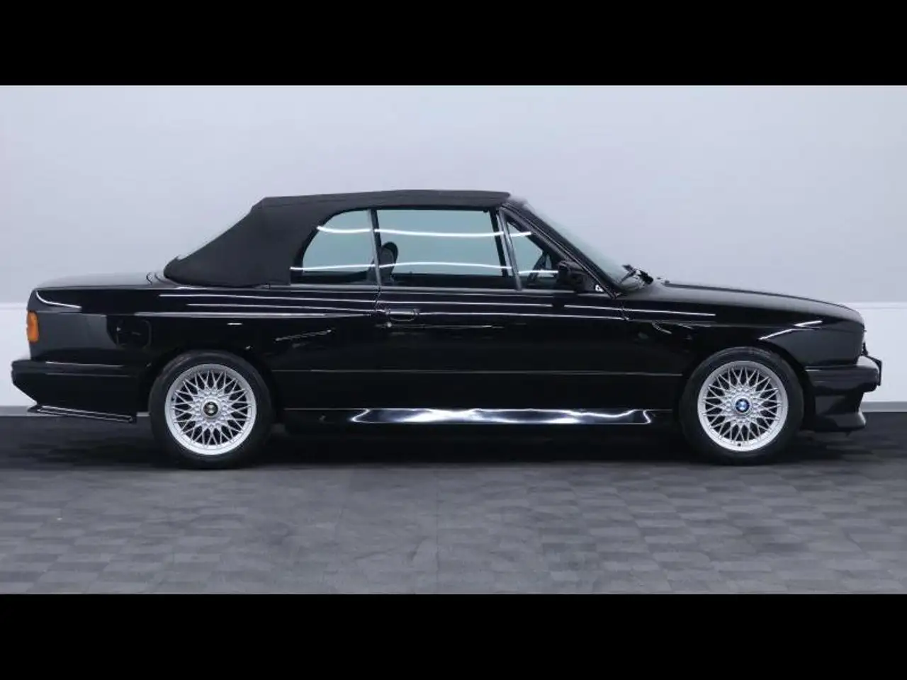 BMW M3 E30 Cabrio 2.3 215ch *matching number*, foto 7