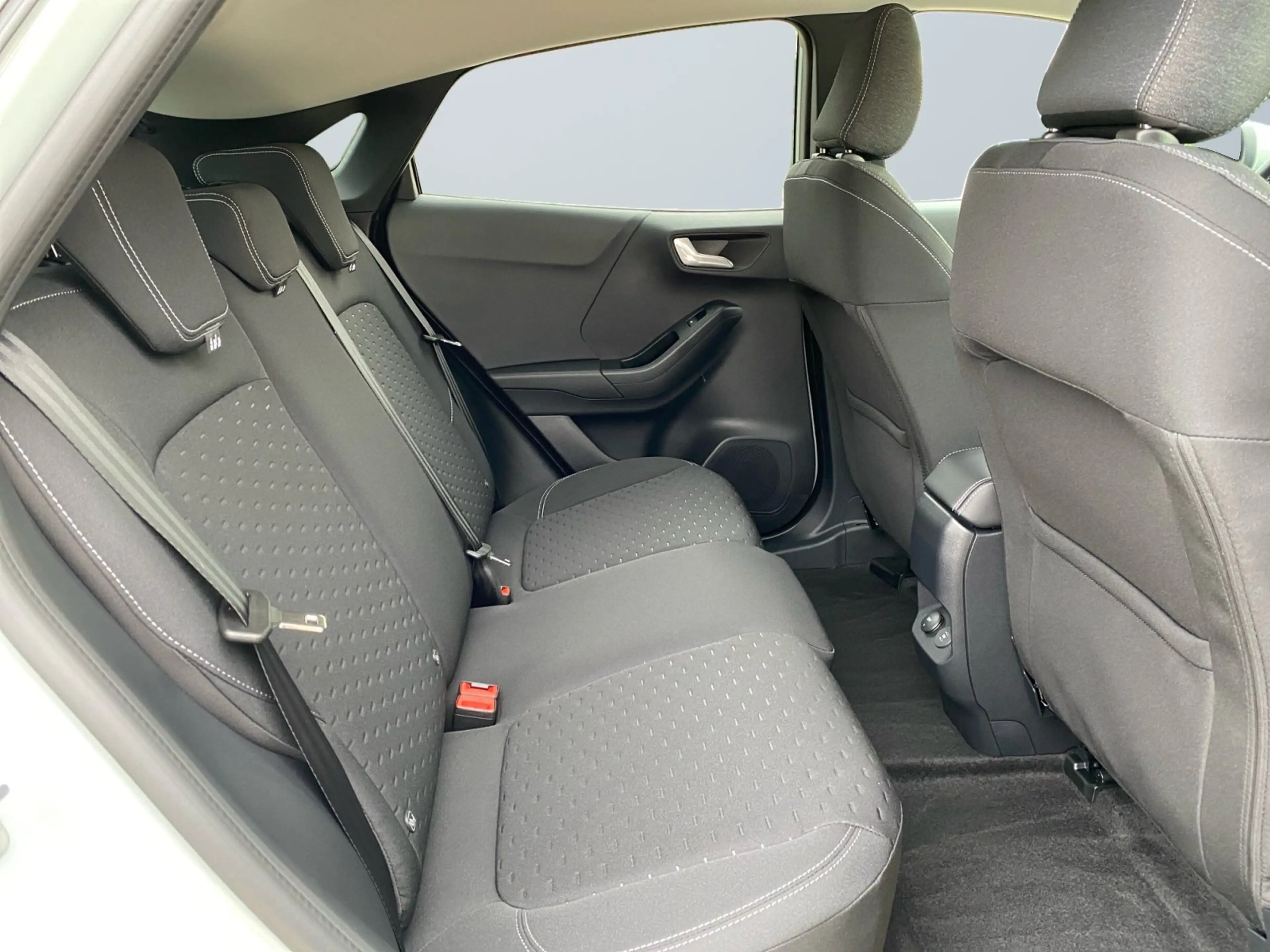 Ford Puma Gen-E 46,8 kWh TEMP+KAMERA+PDC+NAVI — photo 11