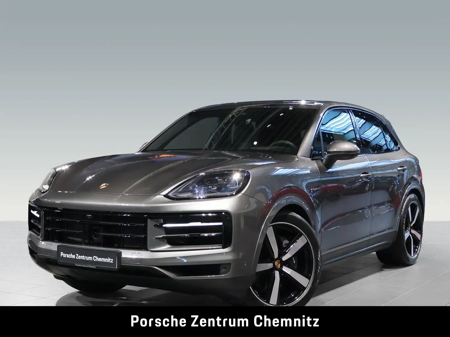 Porsche Cayenne E-Hybrid Sitzbelüft.;Head-Up;BOSE;Pano Grau - 1