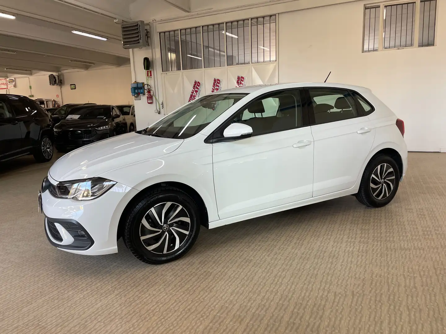 Volkswagen Polo Polo 1.0 tsi Life 95cv dsg Sensori Led Climauto Bianco - 2