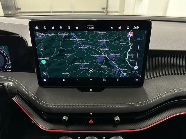 Skoda Superb Kombi 2,0 TDI Sportline 4x4 DSG.Matrix LED/ACC/... Ansicht 25