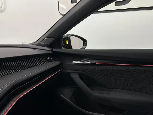 Skoda Superb Kombi 2,0 TDI Sportline 4x4 DSG.Matrix LED/ACC/... Ansicht 16