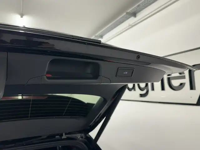 Skoda Superb Kombi 2,0 TDI Sportline 4x4 DSG.Matrix LED/ACC/... Ansicht 21