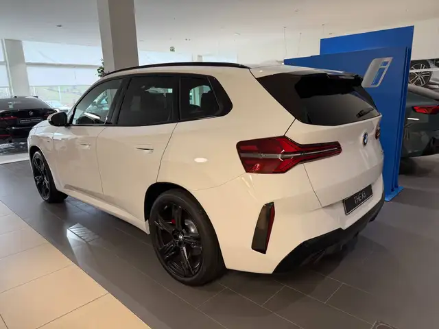 BMW X3 view 6