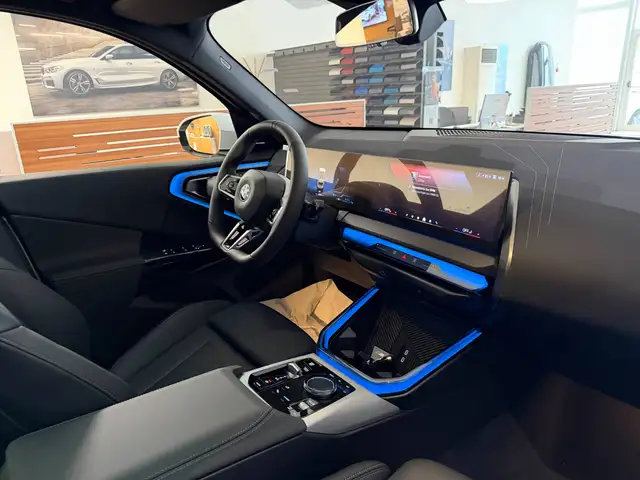 BMW X3 view 12