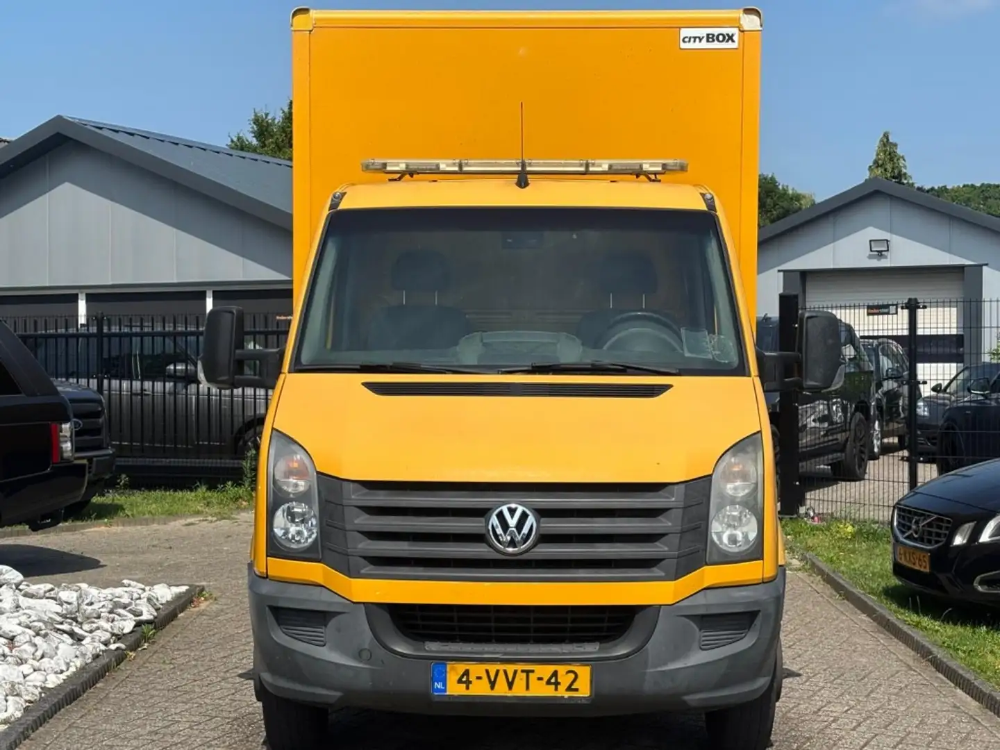 Volkswagen Crafter 2.0 TDI Bakwagen Meubelbak Laadklep Trekhaak Geel - 2