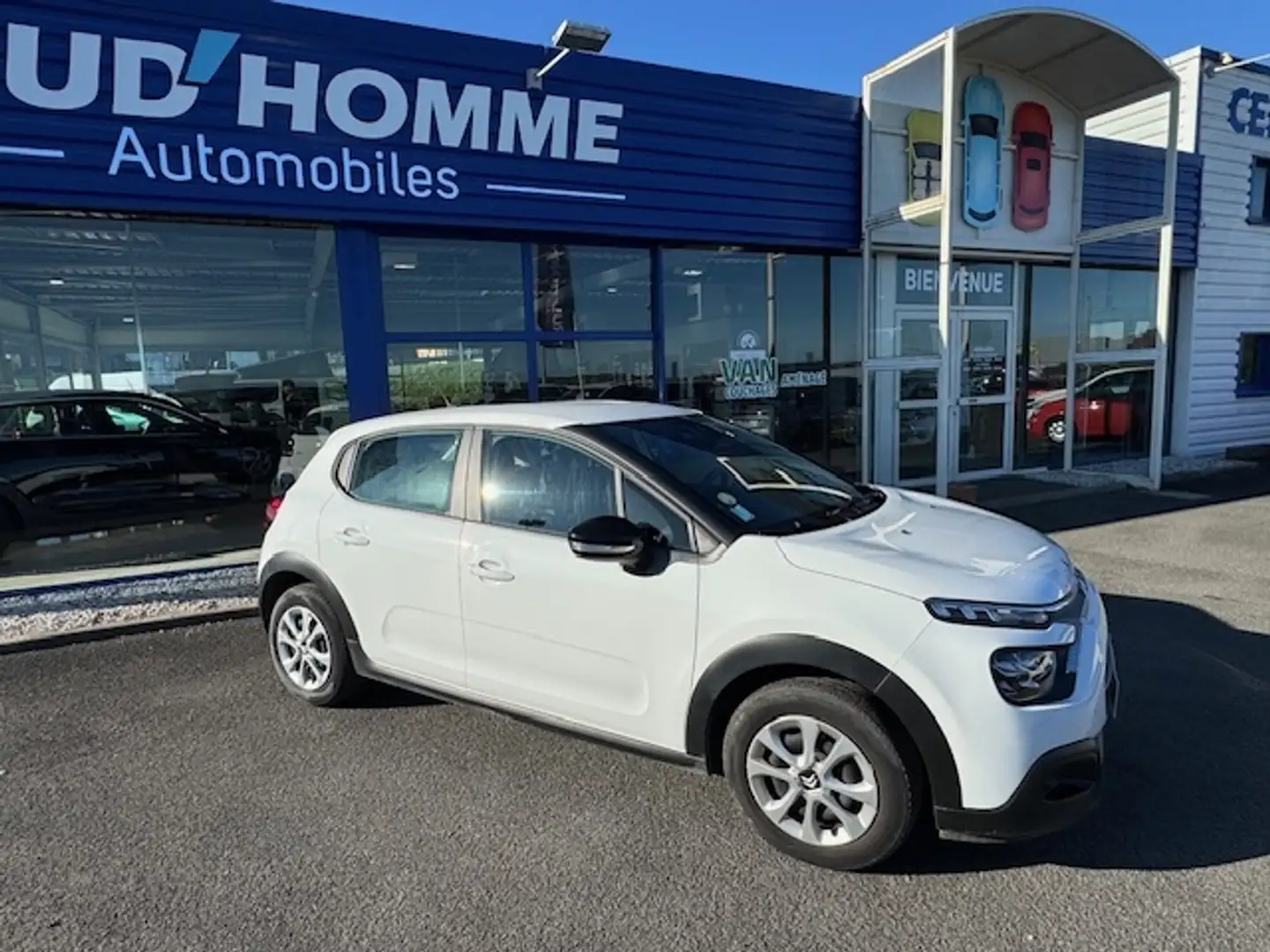 Citroen C3 1.5 BLUEHDI 100CH S\u0026S BVM 6 FEEL BUSINESS R Blanc - 2