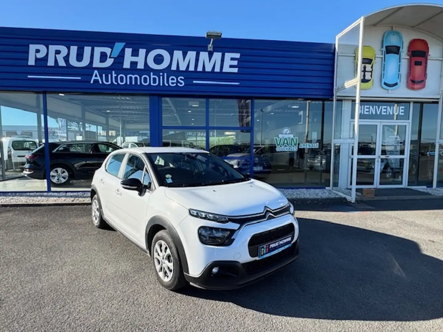 Citroen C3 1.5 BLUEHDI 100CH S\u0026S BVM 6 FEEL BUSINESS R Blanc - 1