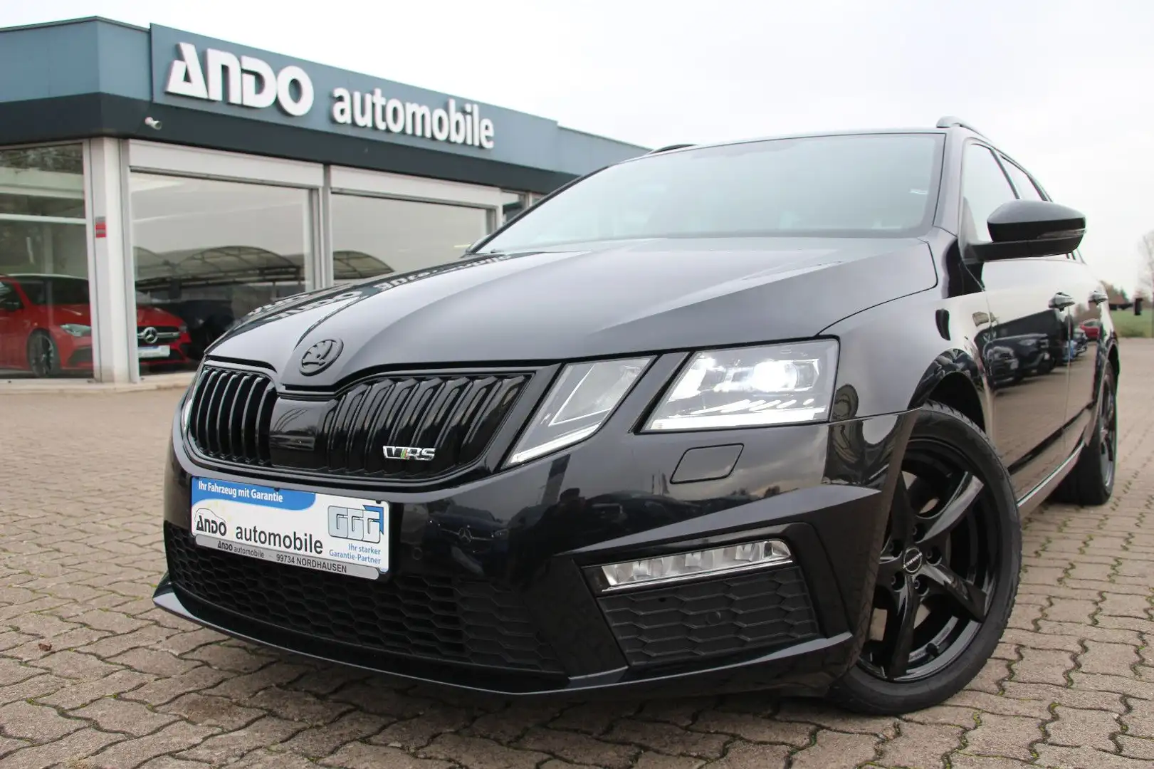 Skoda Octavia 2.0 Combi RS 245 DigiTacho/CANTON/Pano Schwarz - 2