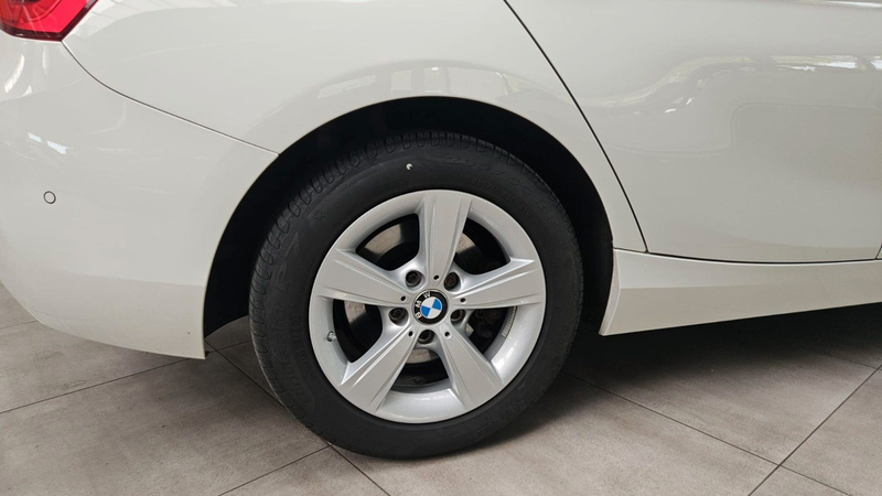 BMW 120 i Vollleder Navi Tempomat Sitzheizung PDC LED — photo 4