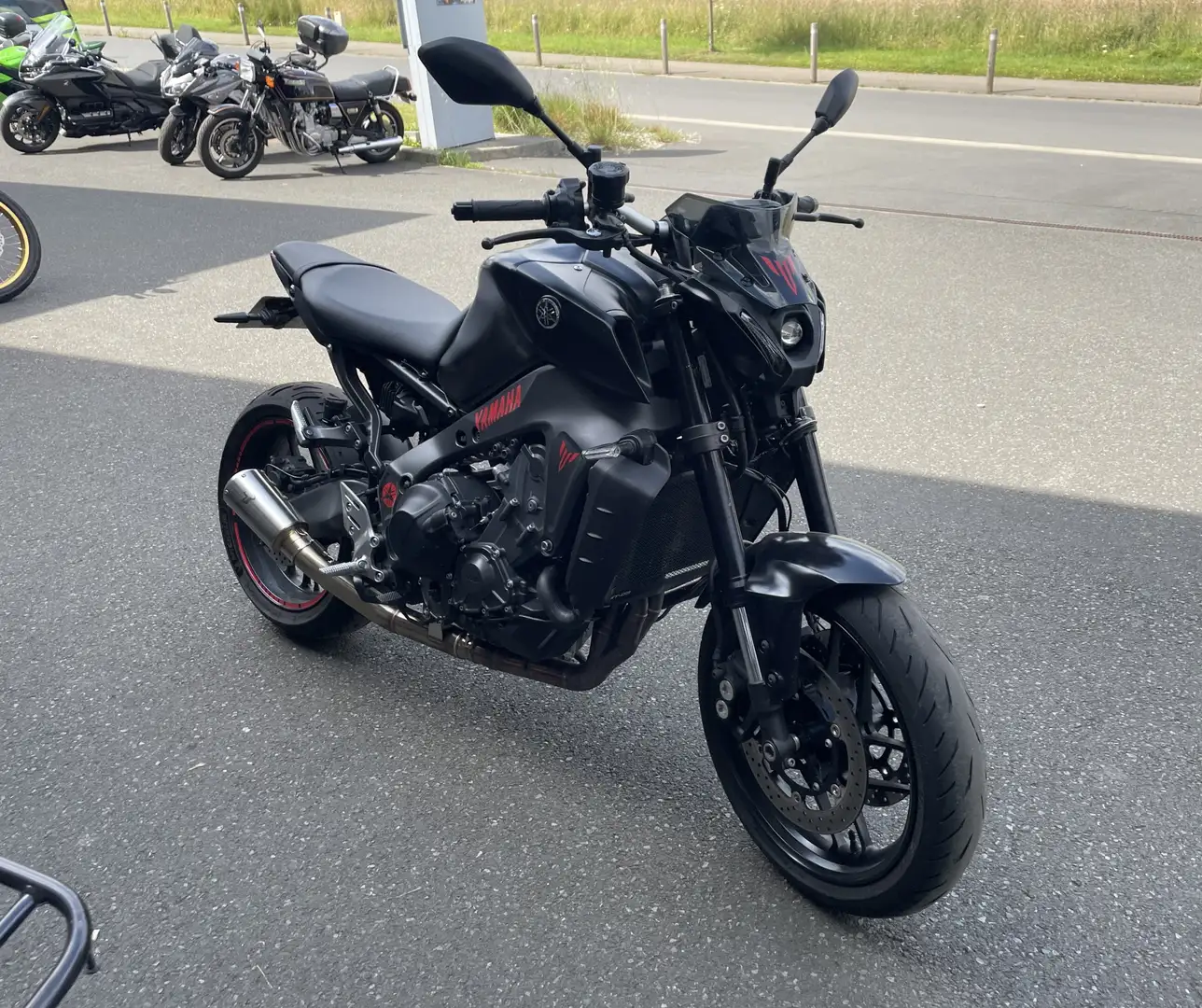 Yamaha MT-09 Černá - 1