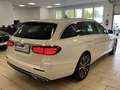 Mercedes-Benz E 300 de*Avangarde*AHK*Navi*LED*R.Cam*CarPlay Blanc - thumbnail 5
