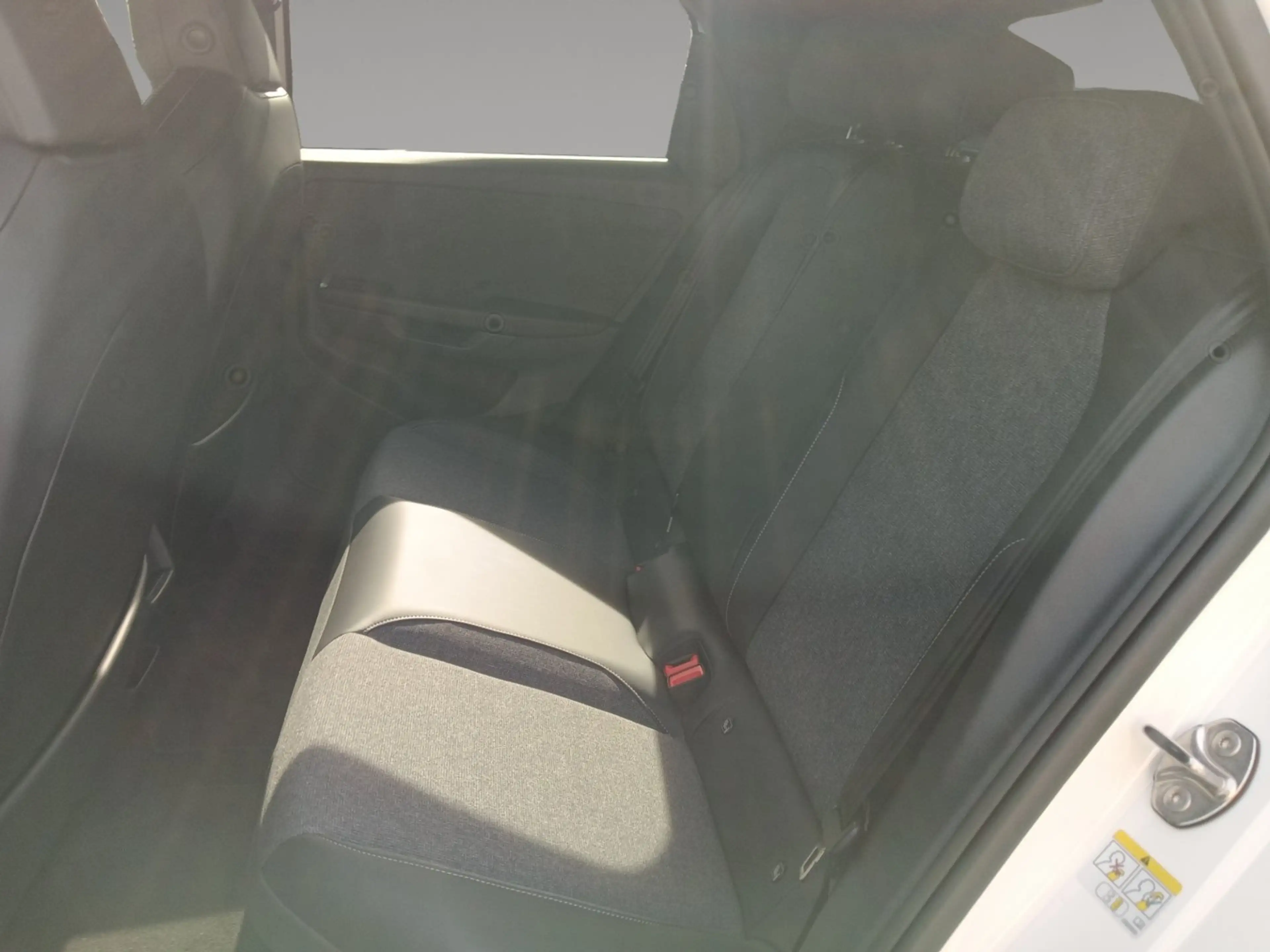 Volkswagen ID. Polo VW ID. Polo Style Edition+ 155 kW - 52 kWh — photo 12