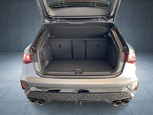 Audi S3 view 13