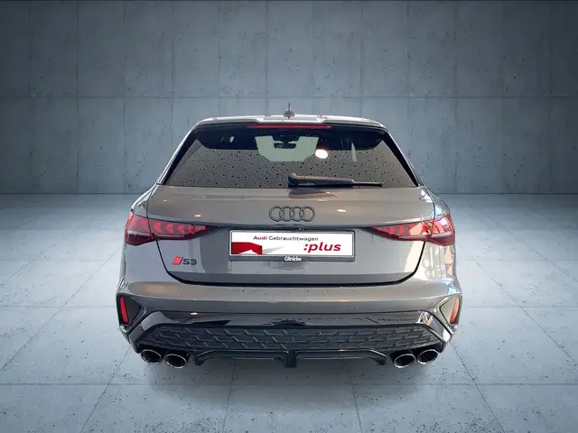Audi S3 view 4