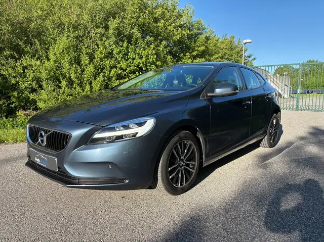 Volvo V40 V40 1.5 T2 Black Edition Geartronic - Garantie / Full LED / Ohb / Navi