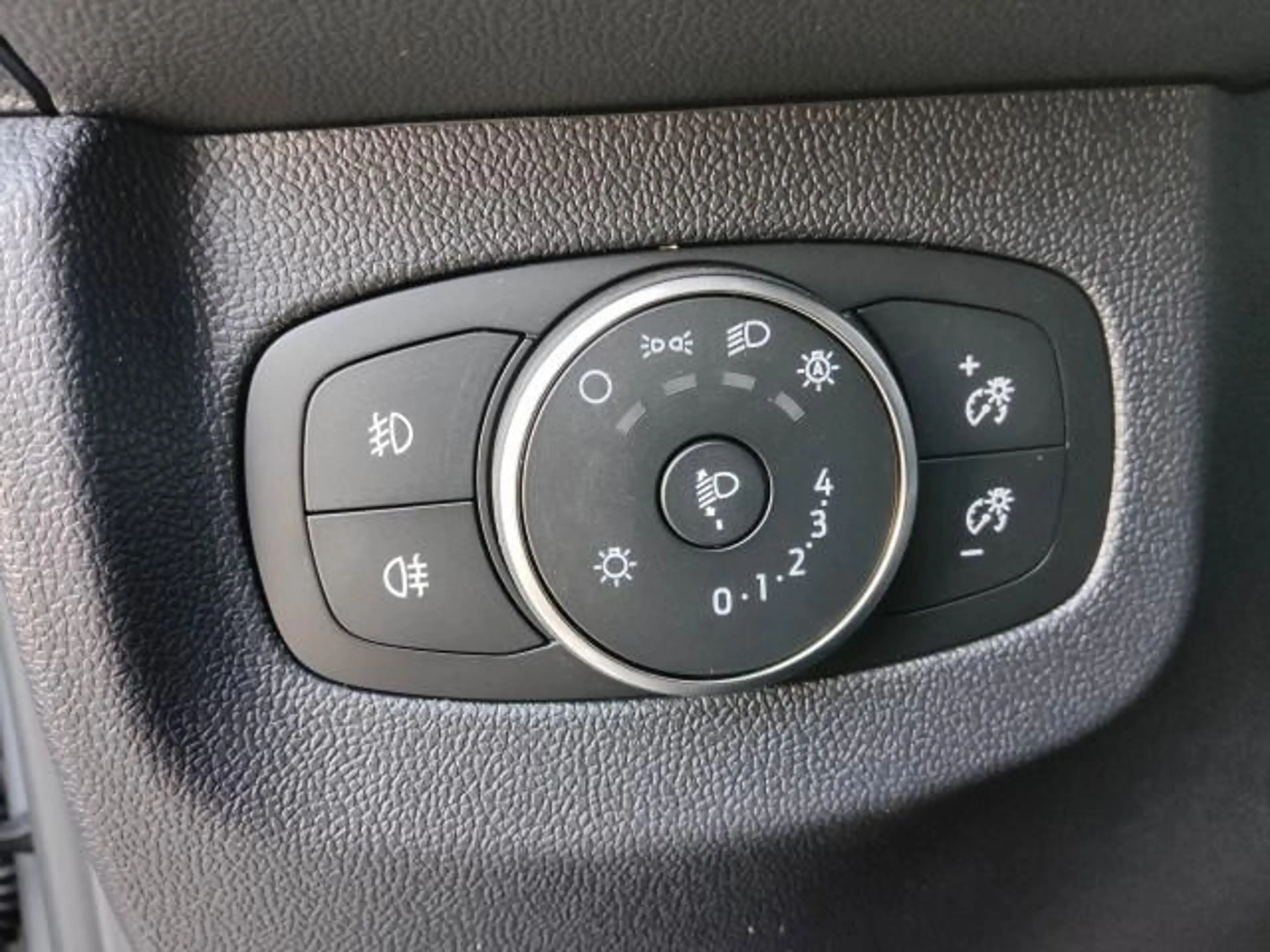 Ford Tourneo TOURNEO COURIER 1.0 ECO BOOST ACTIVE PLUS NAVI — photo 14