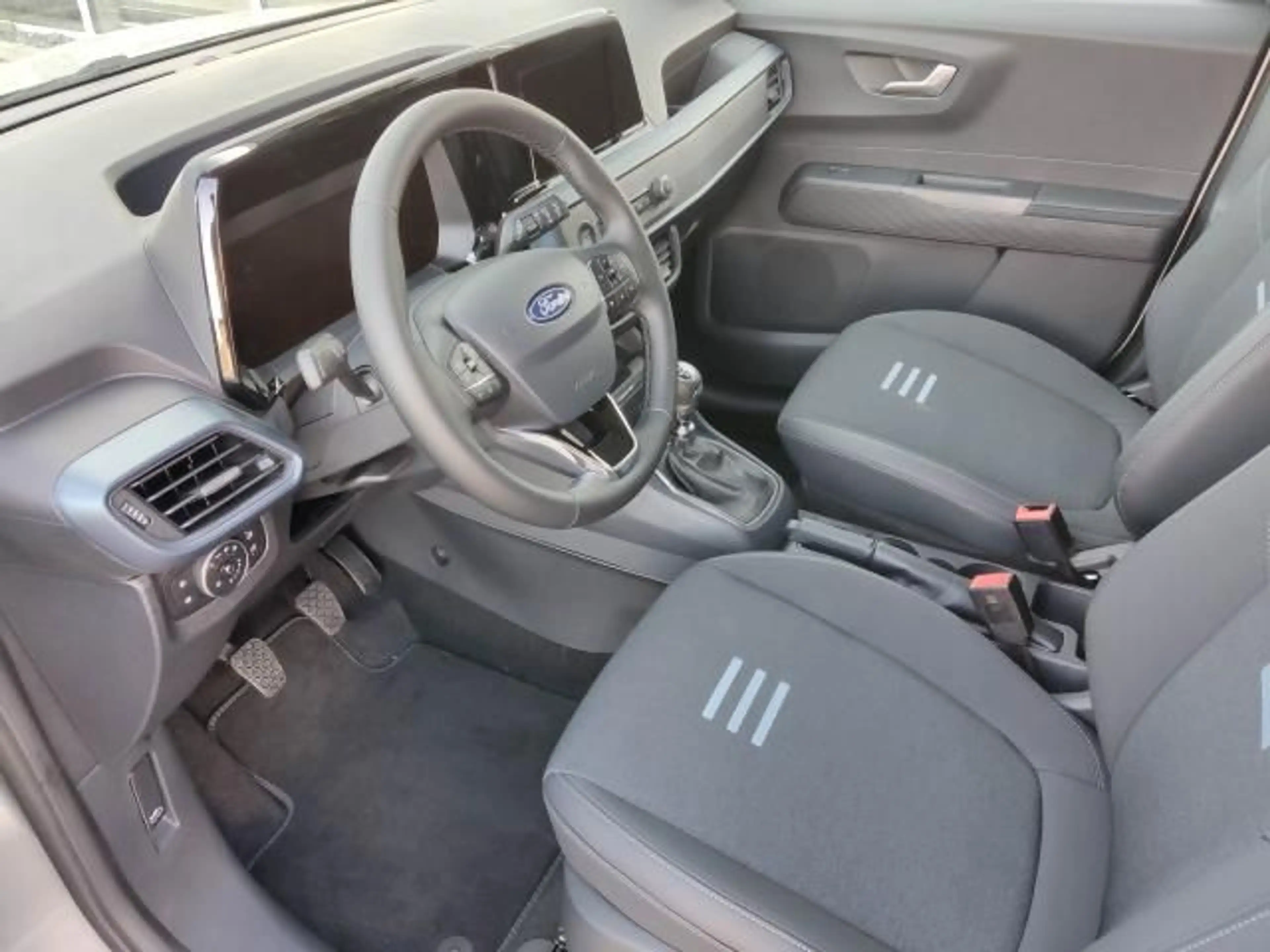Ford Tourneo TOURNEO COURIER 1.0 ECO BOOST ACTIVE PLUS NAVI — photo 15