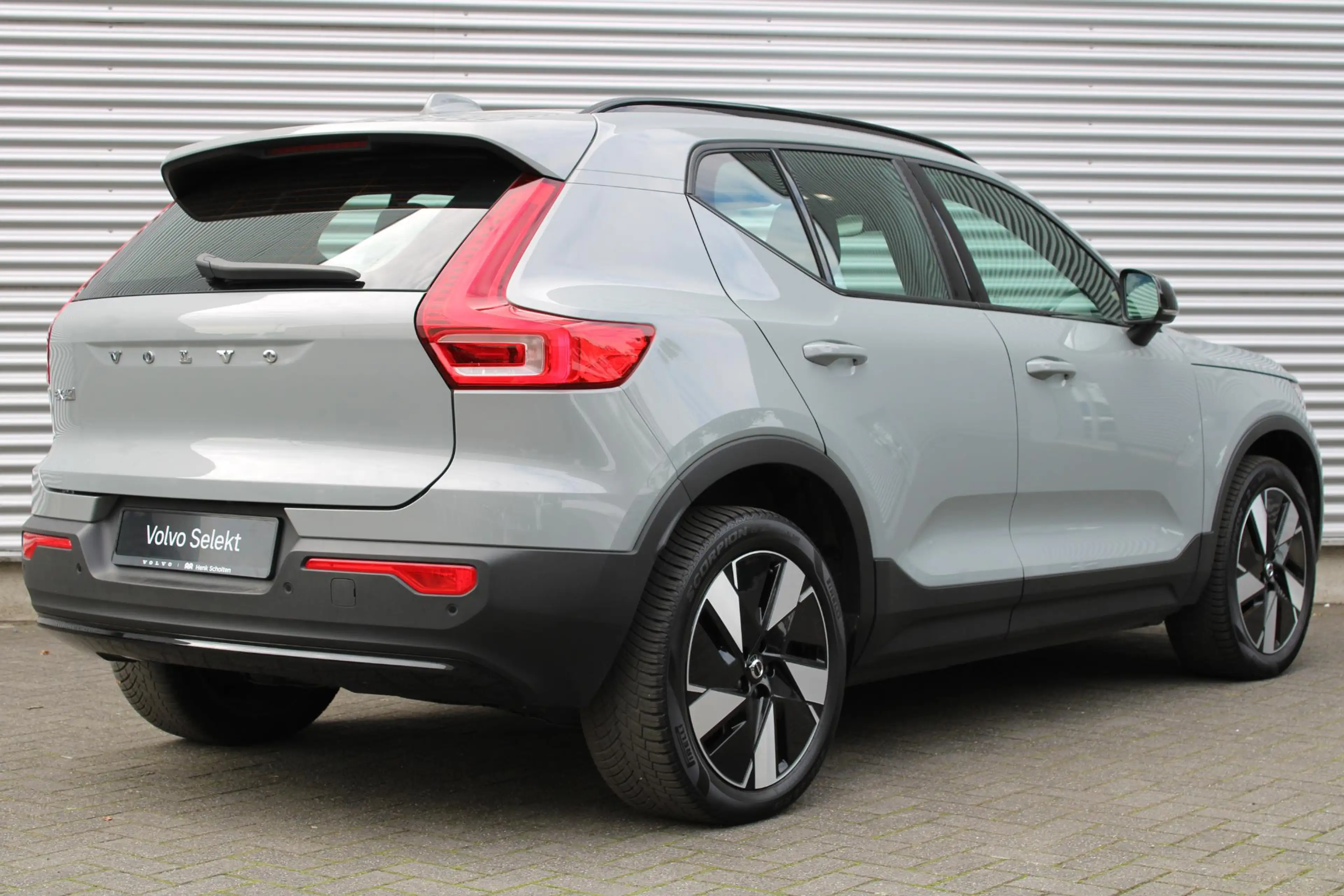 Volvo EX40 Single Motor Extended Range Plus 82 kWh | Trekhaak — photo 2