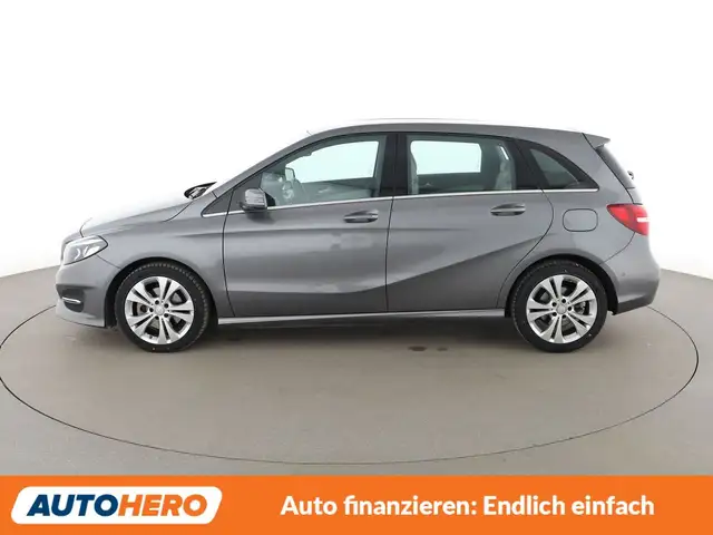 Mercedes-Benz B-Class view 3