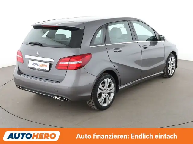 Mercedes-Benz B-Class view 6