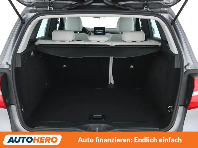 Mercedes-Benz B-Class view 18
