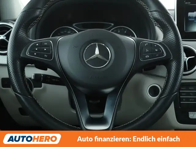 Mercedes-Benz B-Class view 19