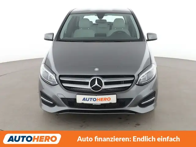 Mercedes-Benz B-Class view 9