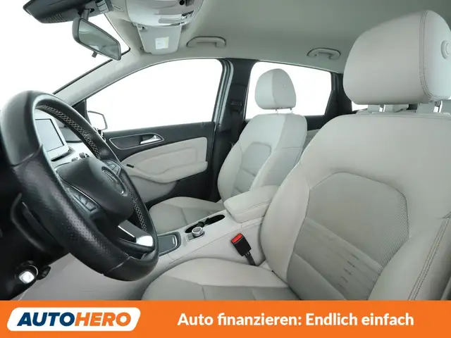 Mercedes-Benz B-Class view 10