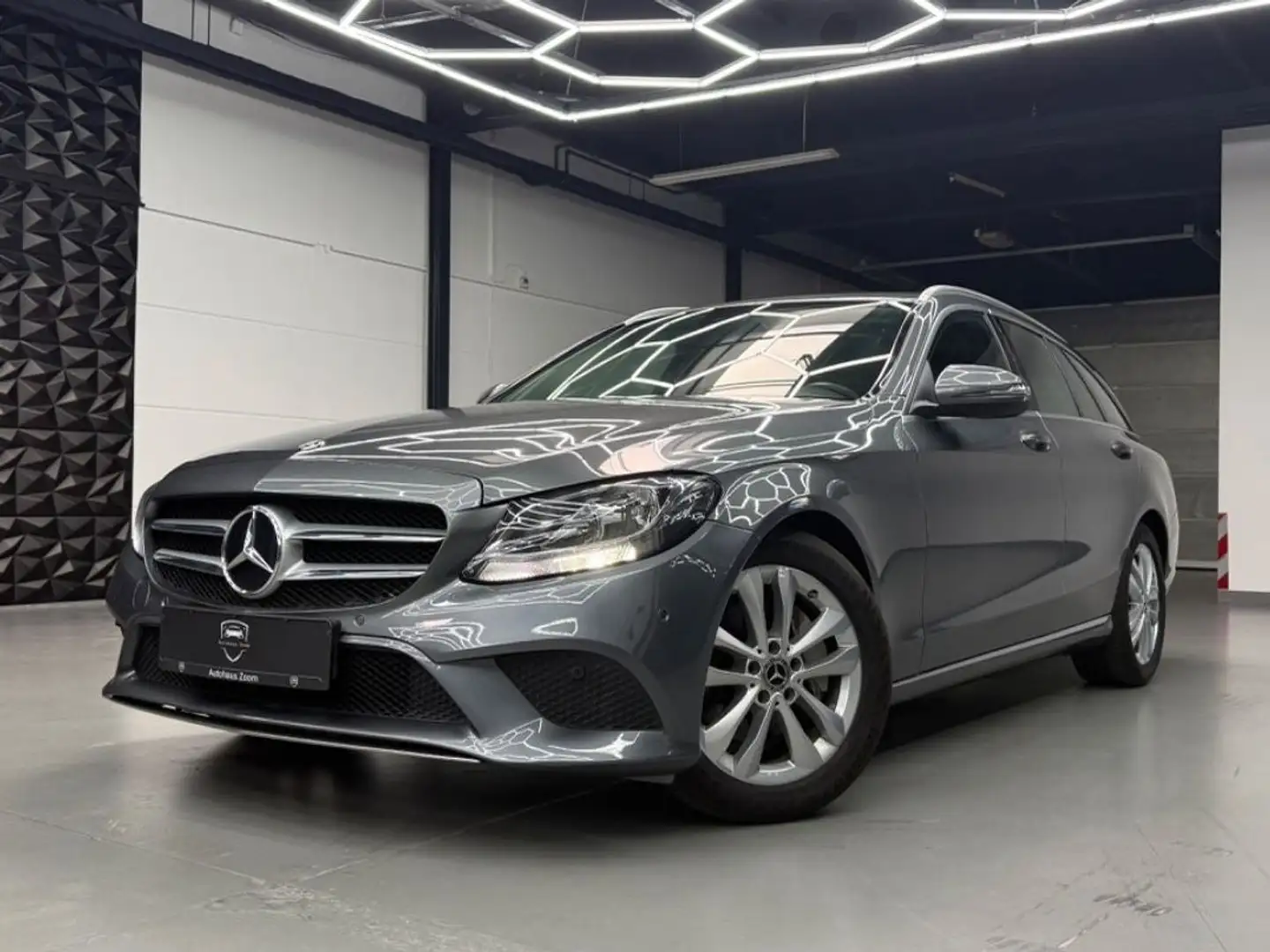 Mercedes-Benz C 300 T AVANTGARDE AHK/KAMER/CARPLAY/TÜV NEU Gris - 1
