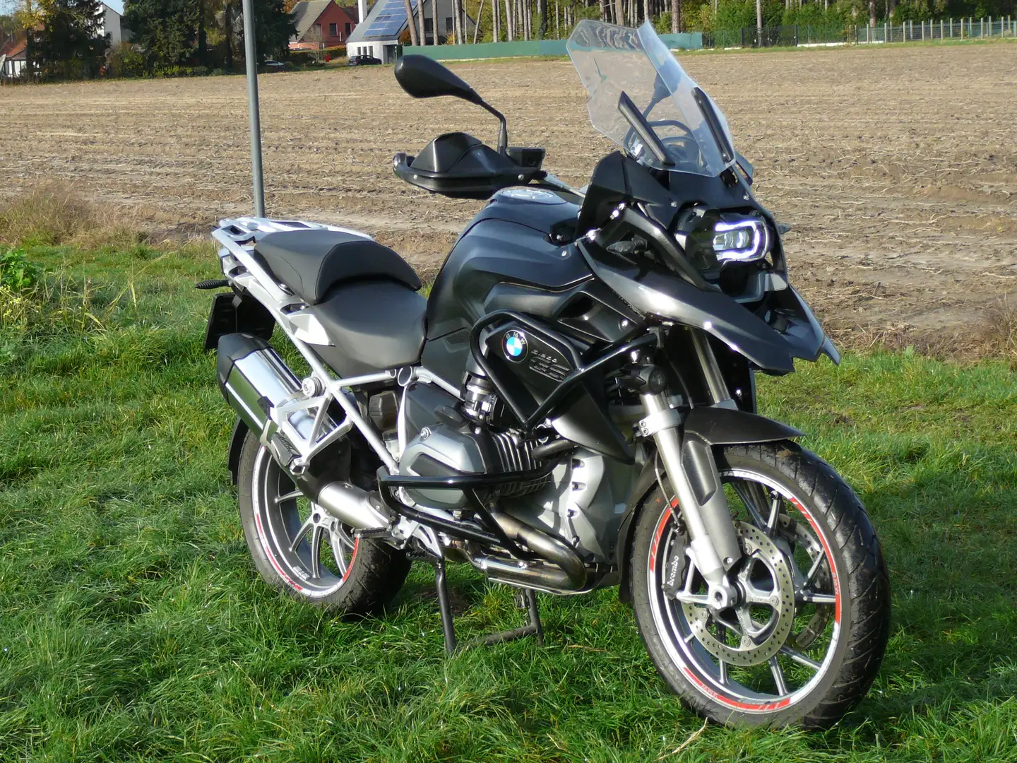 BMW R 1200 GS LC **SURBAISSEE / VERLAAGD** FULL OPTION Zwart - 2