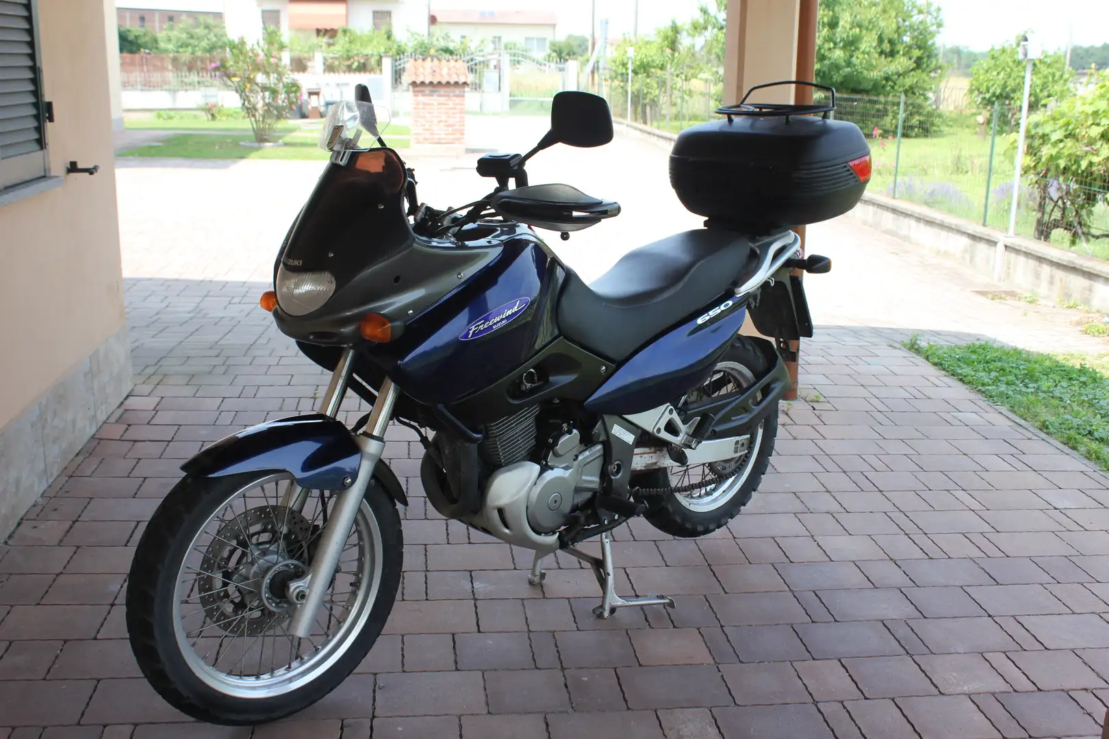Suzuki XF 650 - 1