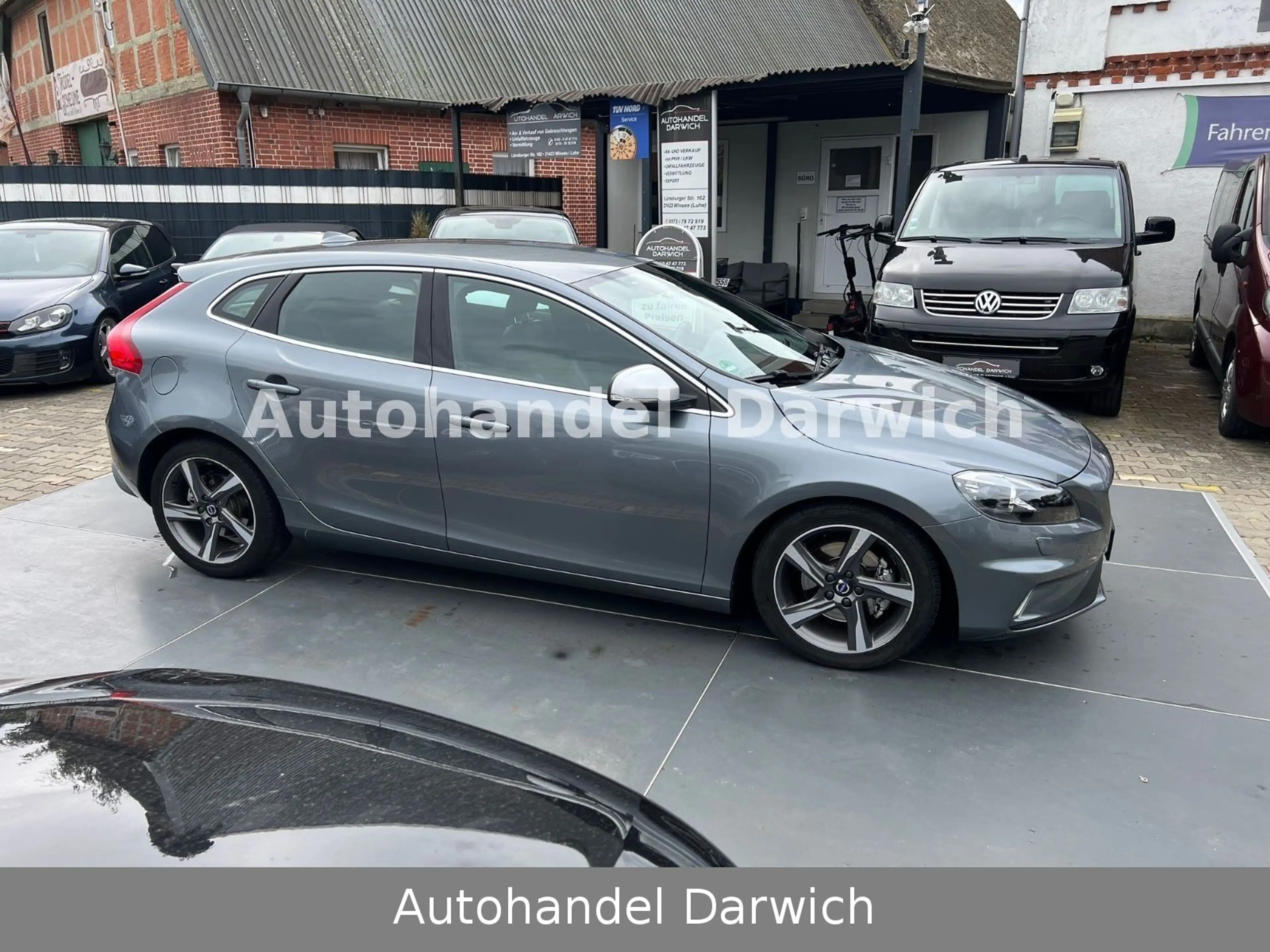 Volvo V40 D2 Kinetic+ R Design 2.Hand S.Heft Top — photo 5