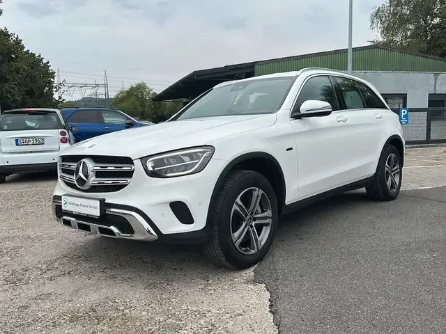 Mercedes-Benz GLC 300 e 4MATIC | LED | Keyless | DAB