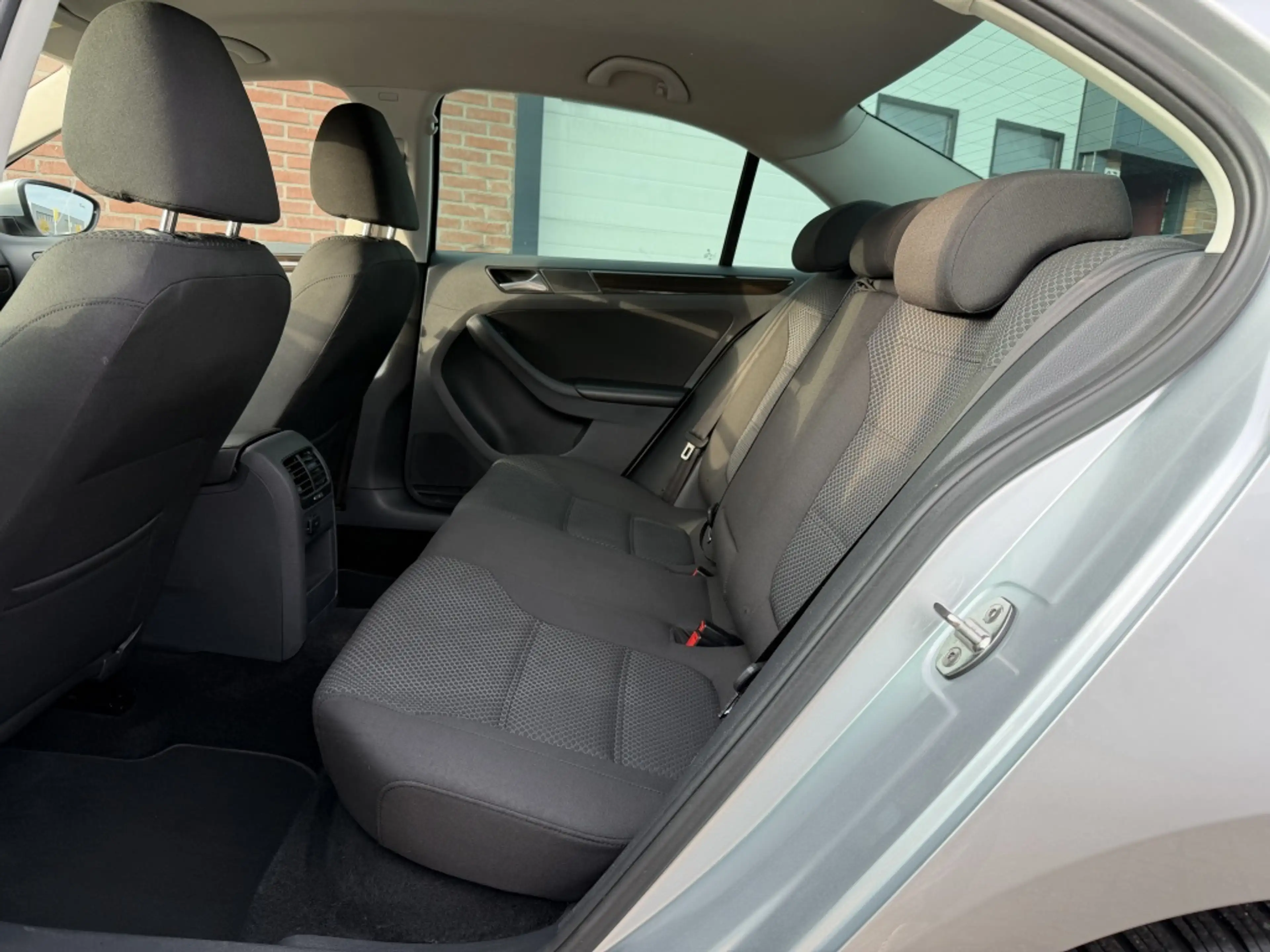 Volkswagen Jetta 1.2 TSI NAVI CALIMA CRUISE XENON INRUIL MOG!!! — photo 6